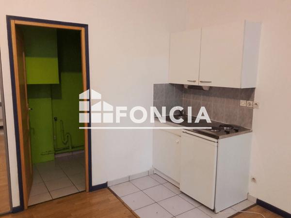 Location Studio 29.5 m² - 112 BOULEVARD DE LA LIBERTE Lille 59000