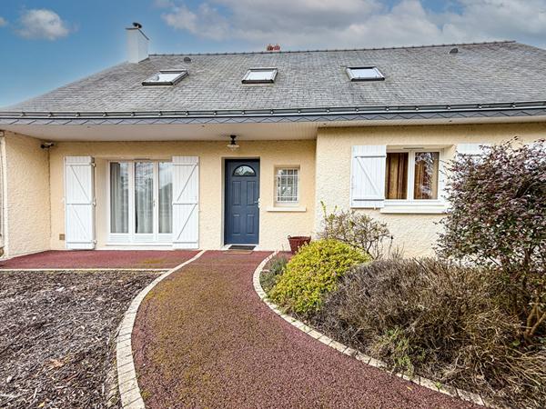 Rives-Du-Loir-En-Anjou : Domaine de l'Hermitage - Maison familiale avec vie de plain-pied de 137m2 sur un jardin de 1400m2 !