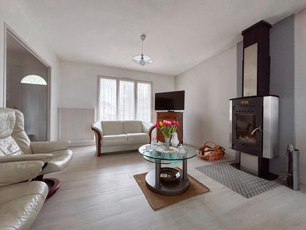 Rives-Du-Loir-En-Anjou : Domaine de l'Hermitage - Maison familiale avec vie de plain-pied de 137m2 sur un jardin de 1400m2 !