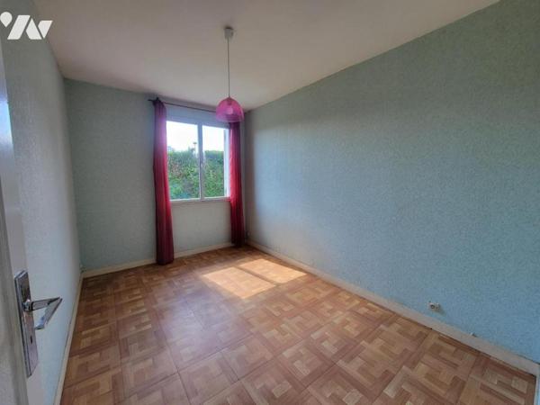 Maison d'habitation à rénover proche centre-ville et commodités