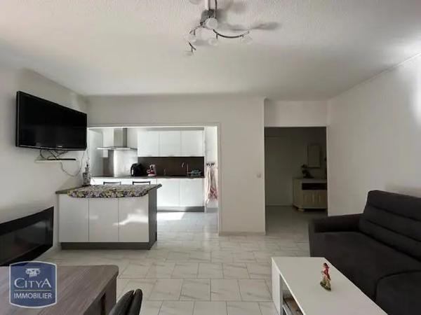 Appartement à louer 3 pièces 63m²