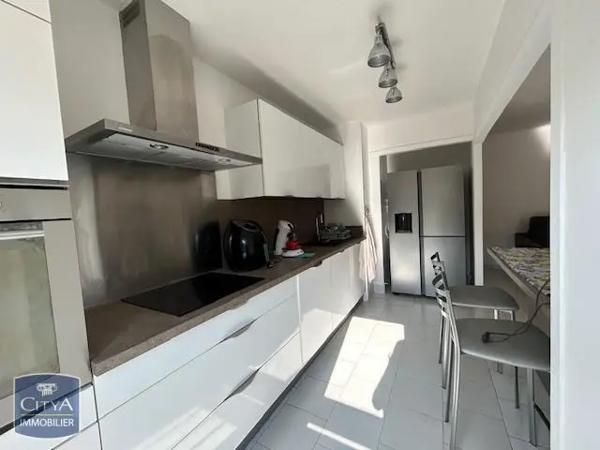 Appartement à louer 3 pièces 63m²