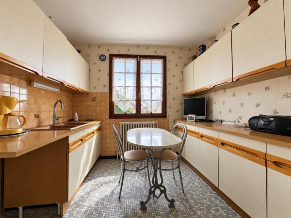Maison à LA LOUPE (28240)