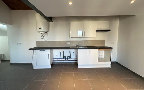 Immeuble à vendre    8 pièces • 155 m2 Corbeil-Essonnes