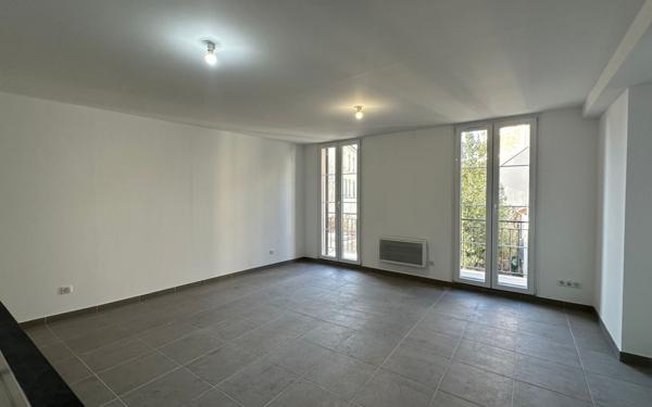 Immeuble à vendre    8 pièces • 155 m2 Corbeil-Essonnes