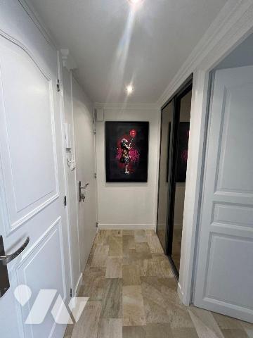 APPARTEMENT 70 M2 - TRAVERSANT - 1 CHAMBRE - 1 BUREAU - GARAGE FERME INDIVIDUEL - CAVE  - A VEN...
