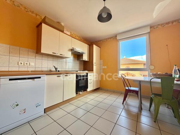 DUPLEX DE 109 M2, 4 CHAMBRES, UN GARAGE DE 26 M2, UN PARKING, FIBRE OPTIQUE, PIÈCE DE VIE DE 36 M2