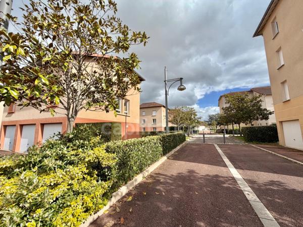 DUPLEX DE 109 M2, 4 CHAMBRES, UN GARAGE DE 26 M2, UN PARKING, FIBRE OPTIQUE, PIÈCE DE VIE DE 36 M2