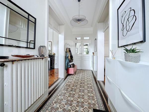 maison/villa 10 pièce(s) 308 m2