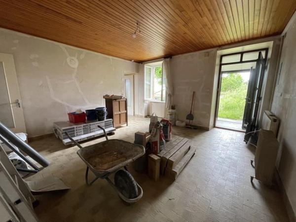 Maison à vendre à Saint-Martin-d'Août (26330)