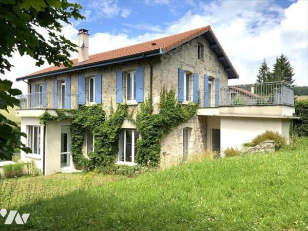 Maison 5 chambres, jardin, garage - entièrement rénovée