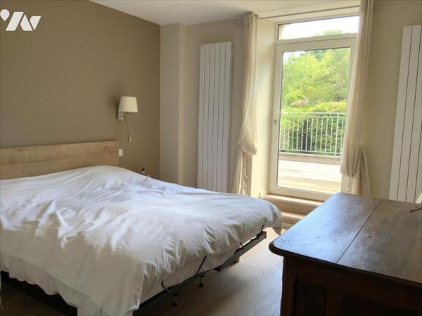 Maison 5 chambres, jardin, garage - entièrement rénovée