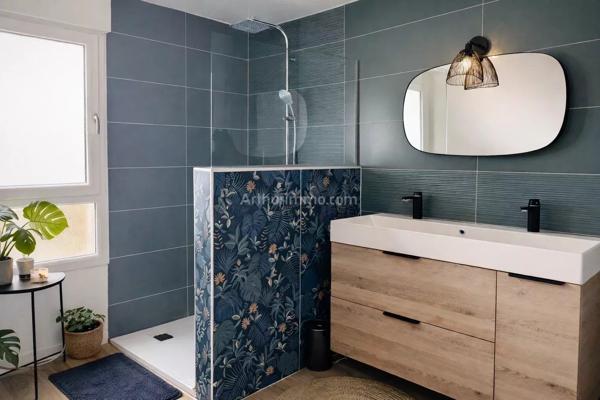 Vente                                                      Maison
                        
                     6 pièces                      158 m2                     à Colmar