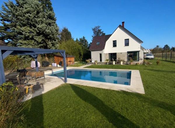 Vente                                                      Maison
                        
                     6 pièces                      158 m2                     à Colmar