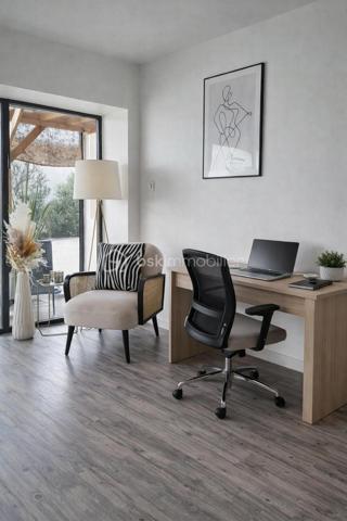 Local d'activités de 85,70 m²