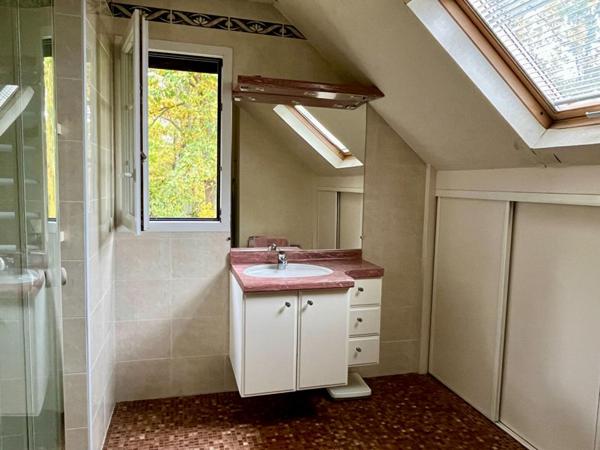 Maison Orgeval 6 pièce(s) 170 m2 4 chambres Terrain 1507m2