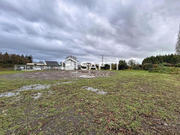 Terrain en zone artisanale