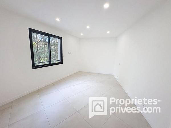 Grand T2 de 54 m², de standing, dans petite résidence calme