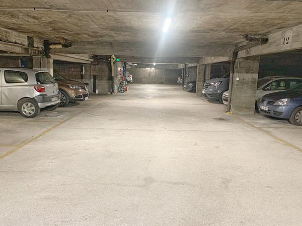 Parking / box Paris