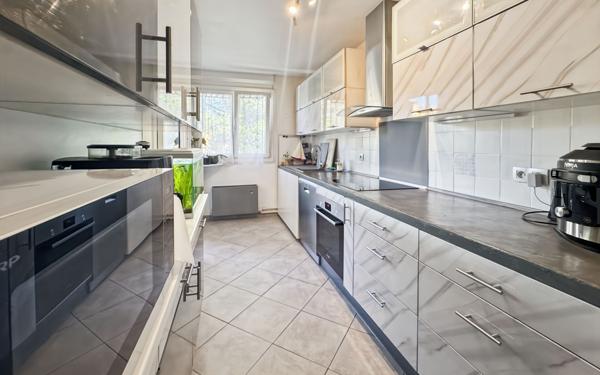 Appartement à vendre    3 pièces • 65,27 m2 Toulon