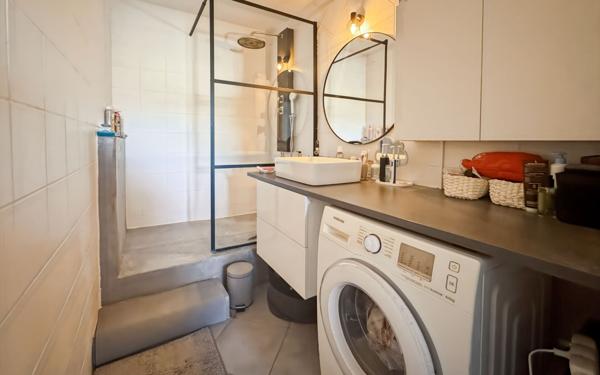 Appartement à vendre    3 pièces • 65,27 m2 Toulon