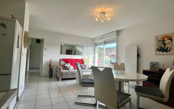 Appartement à vendre    3 pièces • 64 m2 Boucau