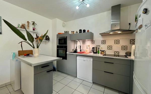 Appartement à vendre    3 pièces • 64 m2 Boucau