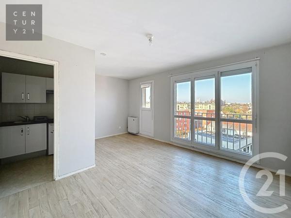 Appartement F2 à vendre  2 pièces - 28 m 2   STE SAVINE  - 10