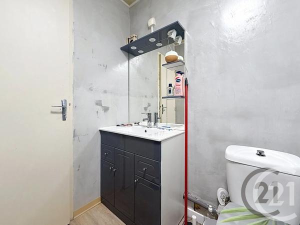 Appartement F2 à vendre  2 pièces - 28 m 2   STE SAVINE  - 10