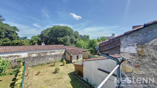 À vendre Maison de ville de 152 m² avec jardin et terrasse au coeur de Condom