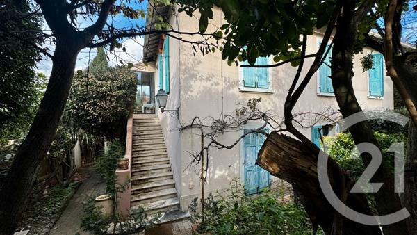 Maison à vendre  6 pièces - 164,99 m2 TOULON - 83