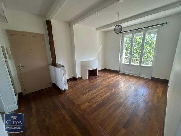 Appartement à louer 3 pièces 58.94m² Charleville-Mézières (08000)