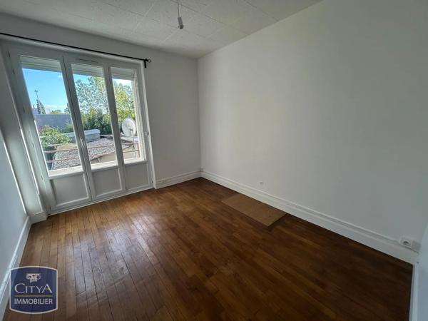 Appartement à louer 3 pièces 58.94m² Charleville-Mézières (08000)