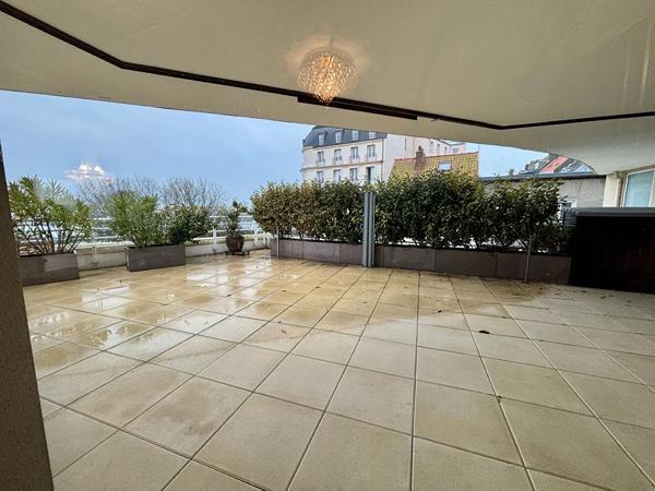 Appartement à vendre 3 pièces 69m² Boulogne-sur-Mer (62200)