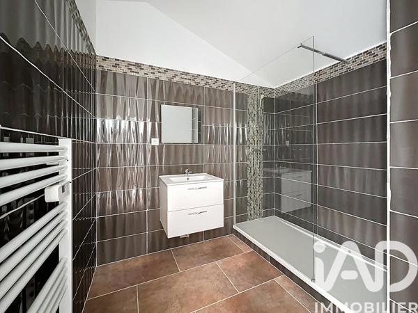 Location appartement 4 pièces 89 m² Magalas