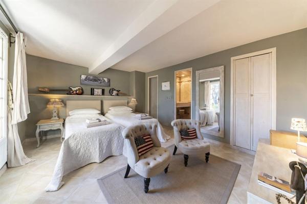 Vente Maison provençale de luxe Châteauneuf-Grasse 6 Pièces 173 m²
