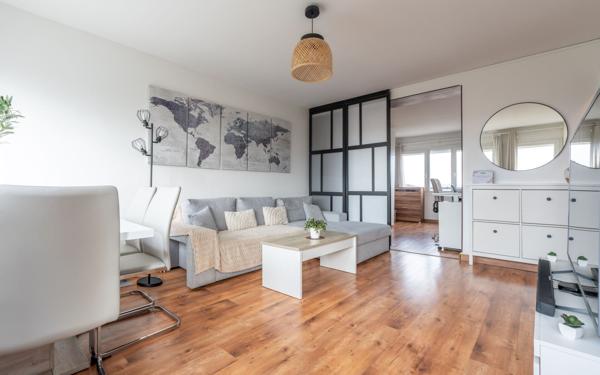 Appartement à vendre    3 pièces • 50,44 m2 Maisons-Alfort