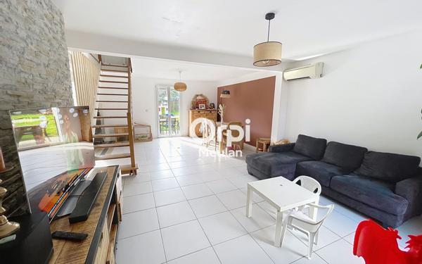 Maison à vendre    4 pièces • 90,35 m2 Les Mureaux