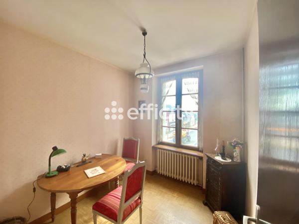 Maison 13 pièces - 300 m²