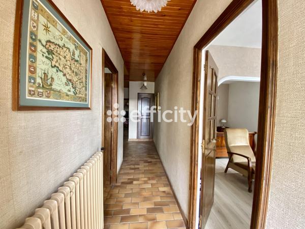 Maison 13 pièces - 300 m²