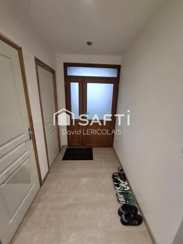 INTERIEUR RENOVE INTEGRALEMENT EN 2023