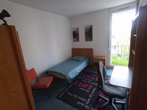 Appartement spécial investisseur / 3 chambres meublées.