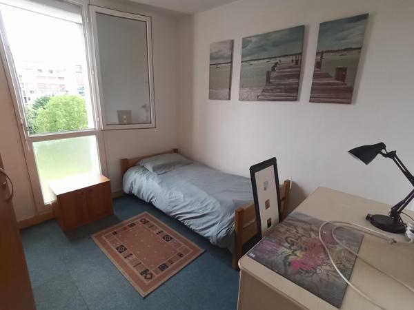 Appartement spécial investisseur / 3 chambres meublées.