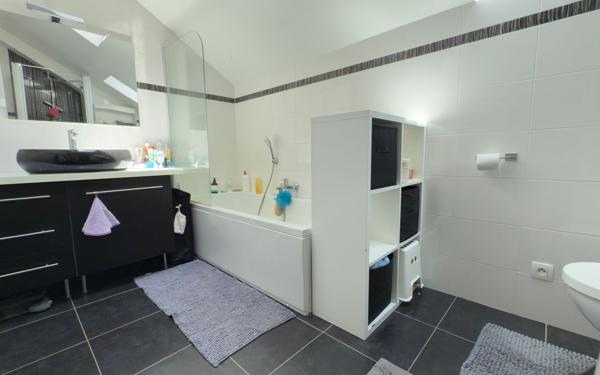 Maison à vendre    5 pièces • 122 m2 Neuilly-sur-Marne
