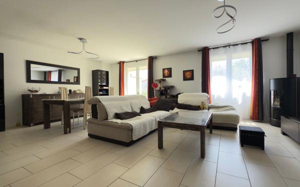 Maison à vendre    5 pièces • 122 m2 Neuilly-sur-Marne