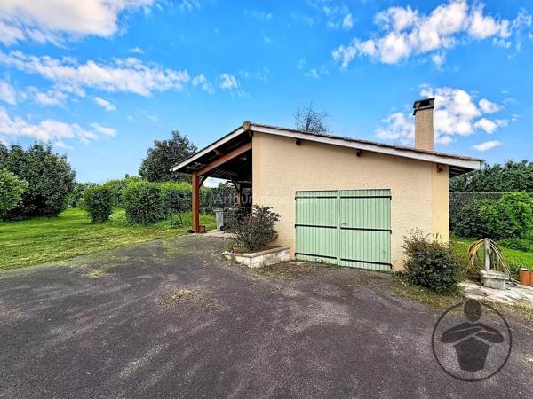 Vente                                                      Maison
                        
                     6 pièces                      141 m2                     à Coutras