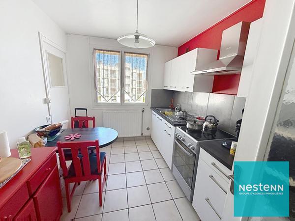 EXCLUSIVITÉ T4 traversant avec balcon 5e étage avec ascenseur Secteur Fauriel / Écoles 65,83 m²