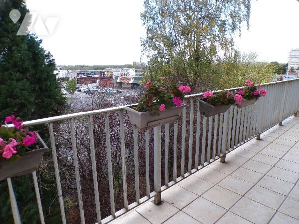 Appartement de type 4 avec balcon
