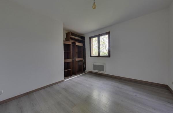 Maison 7 pièce(s) NEGREPELISSE