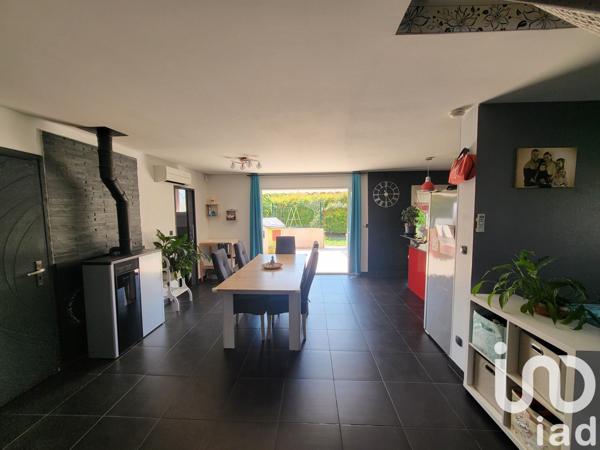 Maison traditionnelle 5 pièces de 108 m² à Saint-Christol-lès-Alès (30380)